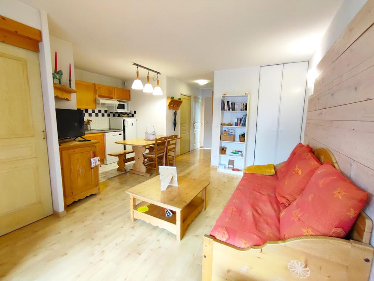 Le 102, T3 Pour 5 Personnes, Vue Montagne, Classe 2 Etoiles Nf, Parking, Piscine En Ete Bagnères-de-Luchon Zewnętrze zdjęcie
