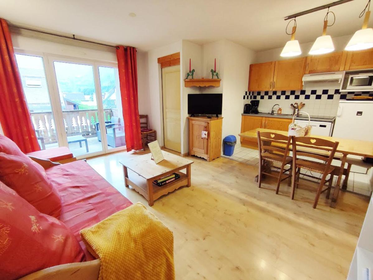 Le 102, T3 Pour 5 Personnes, Vue Montagne, Classe 2 Etoiles Nf, Parking, Piscine En Ete Bagnères-de-Luchon Zewnętrze zdjęcie