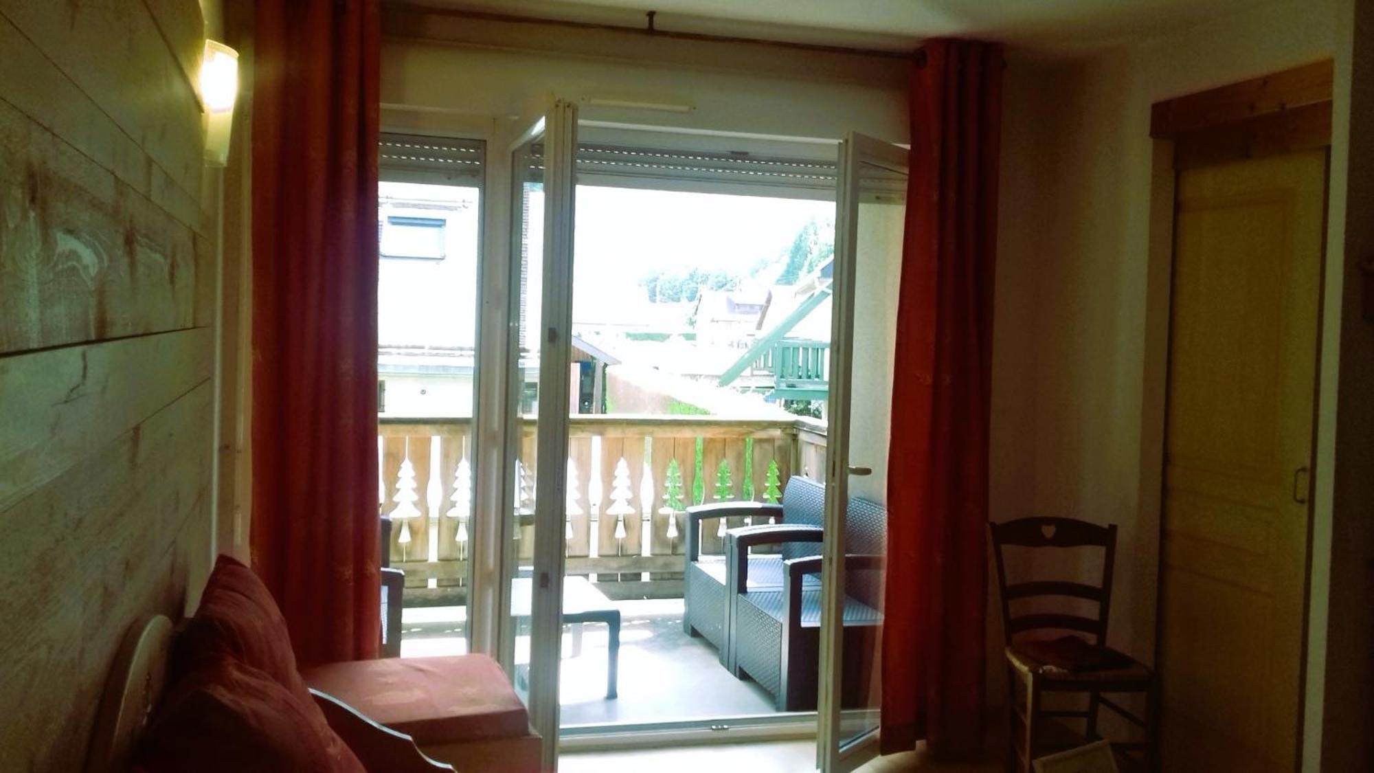 Le 102, T3 Pour 5 Personnes, Vue Montagne, Classe 2 Etoiles Nf, Parking, Piscine En Ete Bagnères-de-Luchon Zewnętrze zdjęcie
