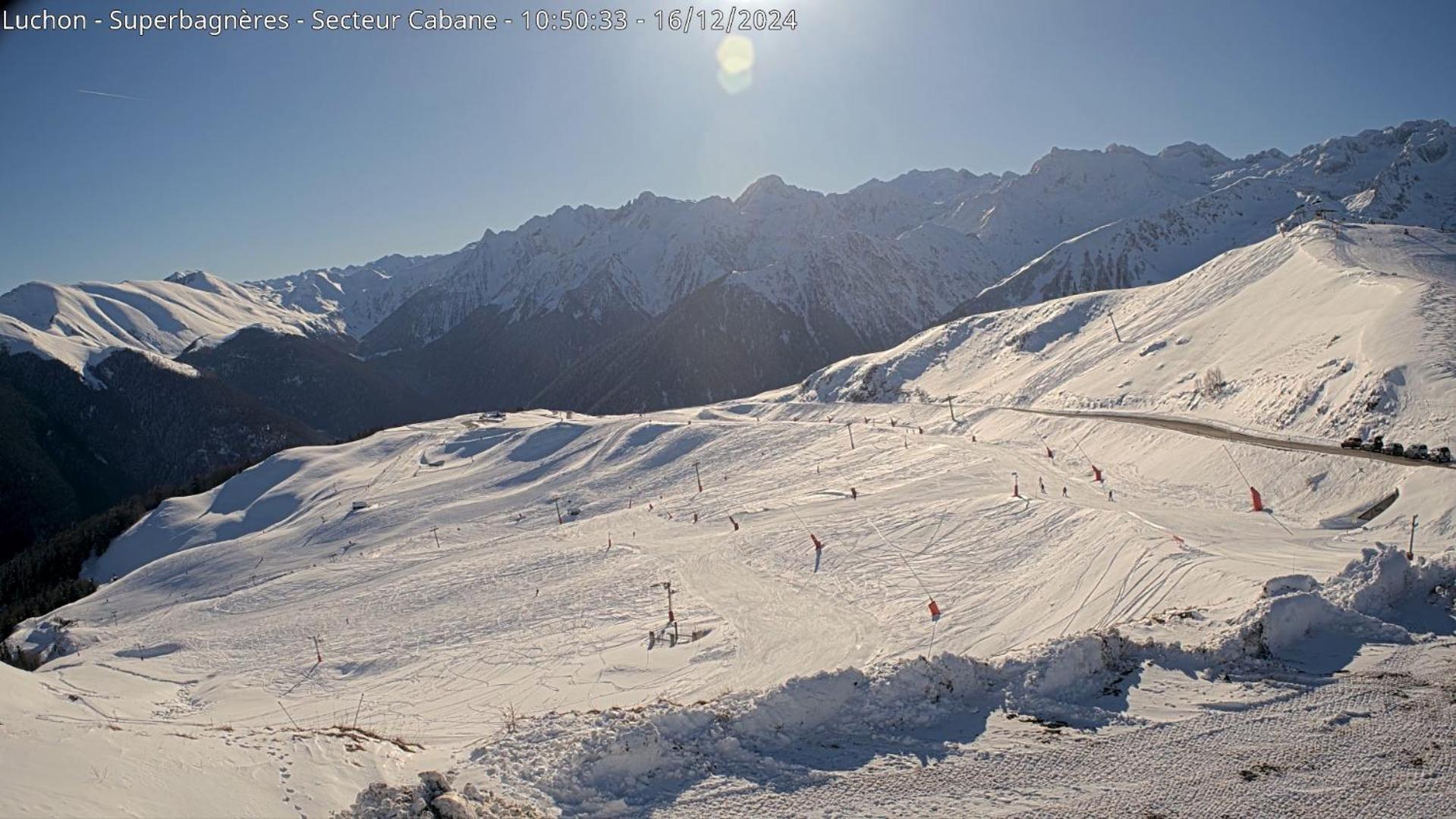 Le 102, T3 Pour 5 Personnes, Vue Montagne, Classe 2 Etoiles Nf, Parking, Piscine En Ete Bagnères-de-Luchon Zewnętrze zdjęcie